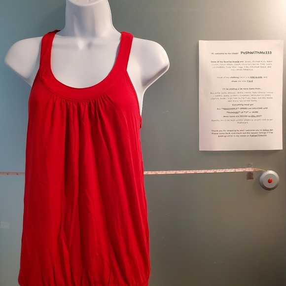 Small Red Tank Top, Thick Sexy Back Strap w/ Knot, Stretchy, Lightly Used, Comfy - Picture 6 of 11